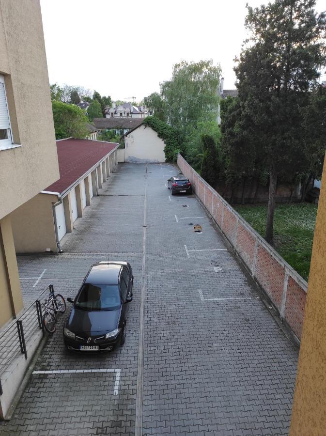 Apartman Marina Sa Garazom Novi Sad Exterior foto